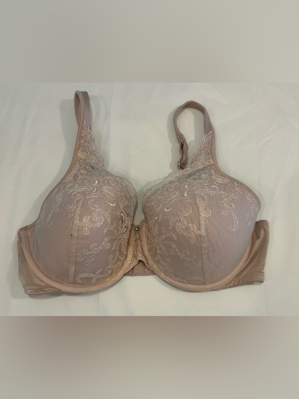 Playtex Light Beige Lace Underwire Bra
